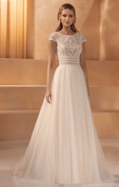 Bruidsjurk met borduursel