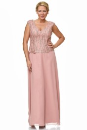 Maxi gown adorned sequins